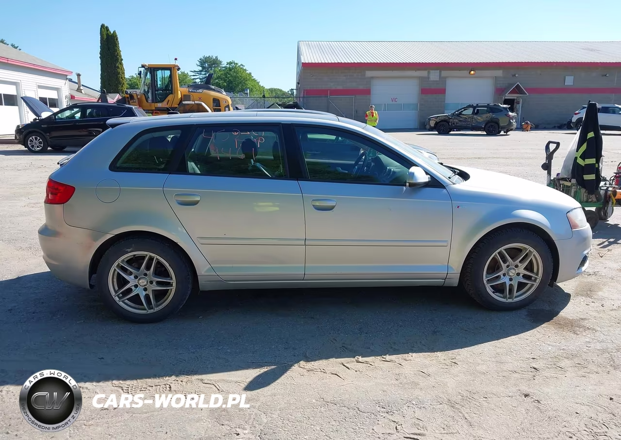 2012 Audi A3 2.0T Premium VIN:WAUBEAFMXCA162661 - 14
