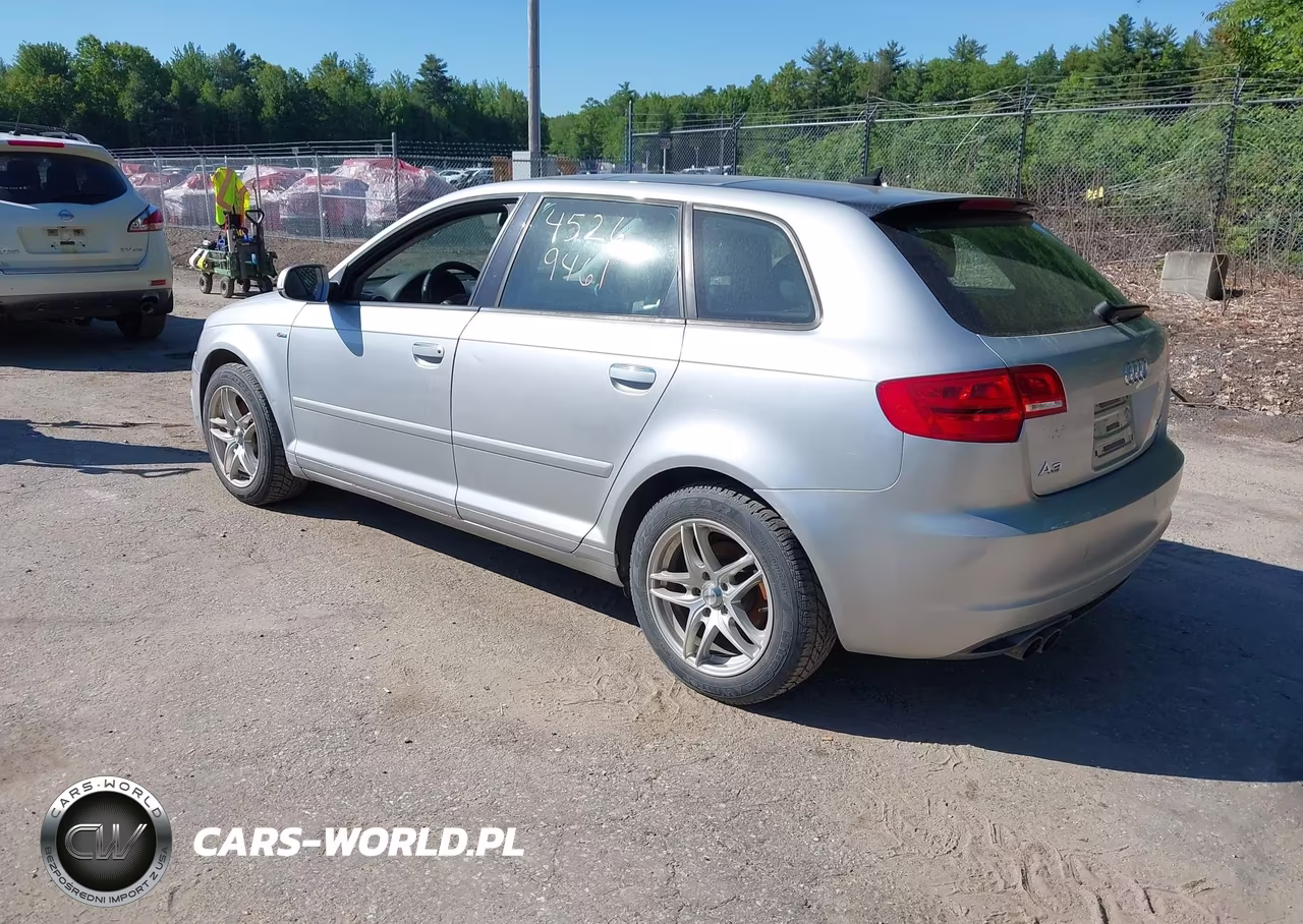 2012 Audi A3 2.0T Premium VIN:WAUBEAFMXCA162661 - 3