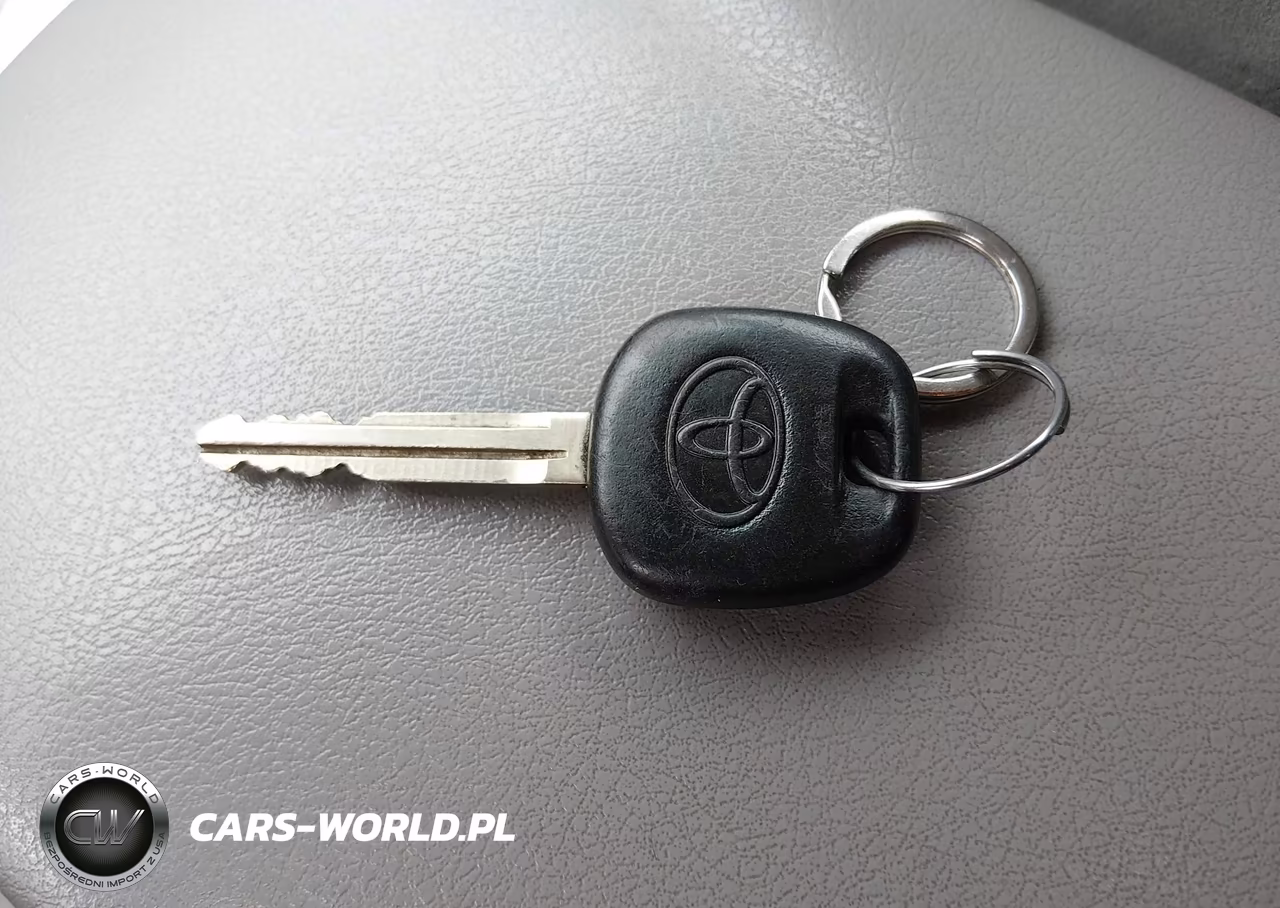 2010 Toyota Camry Le VIN:4T4BF3EK6AR037309 - 11
