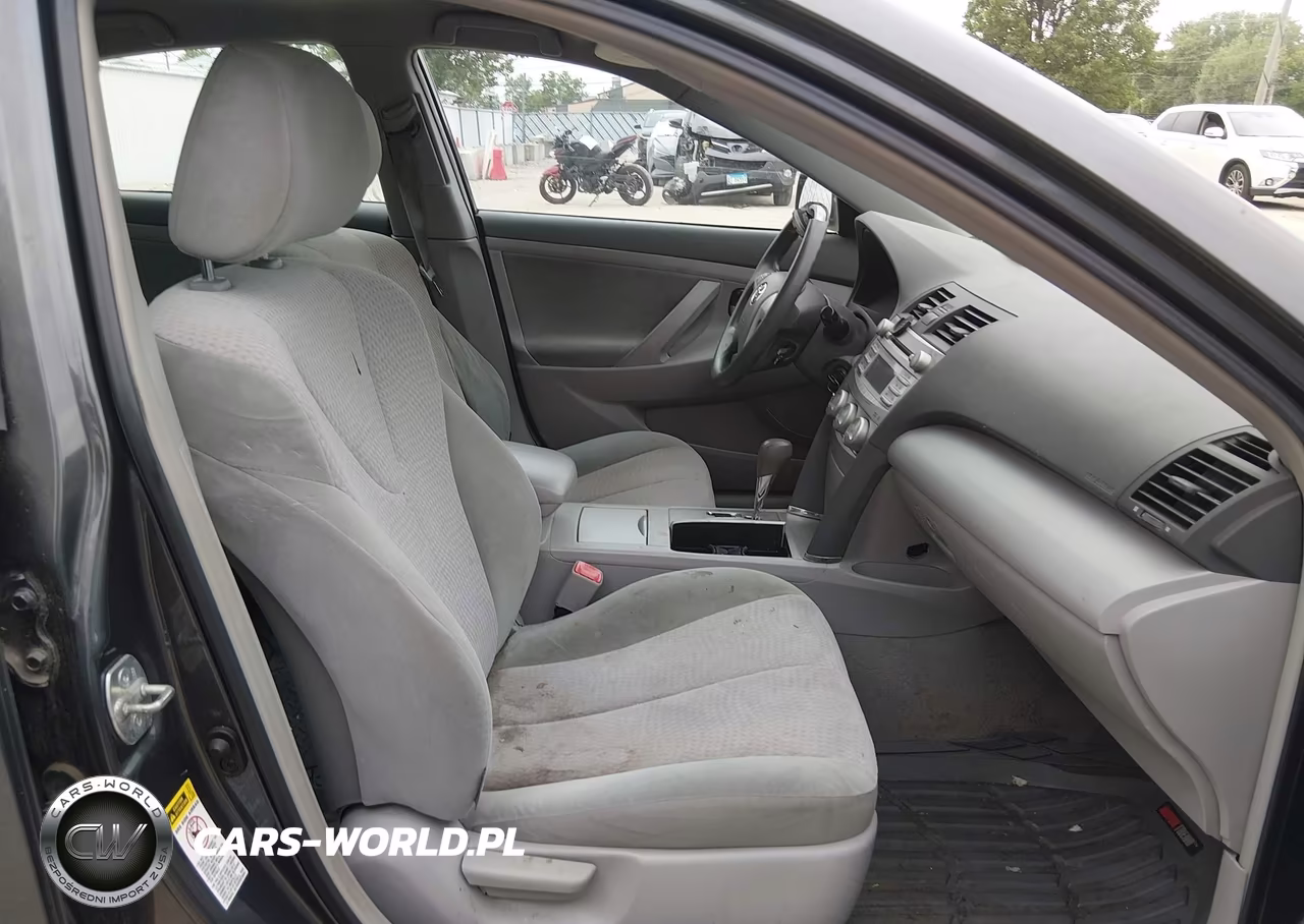 2010 Toyota Camry Le VIN:4T4BF3EK6AR037309 - 5