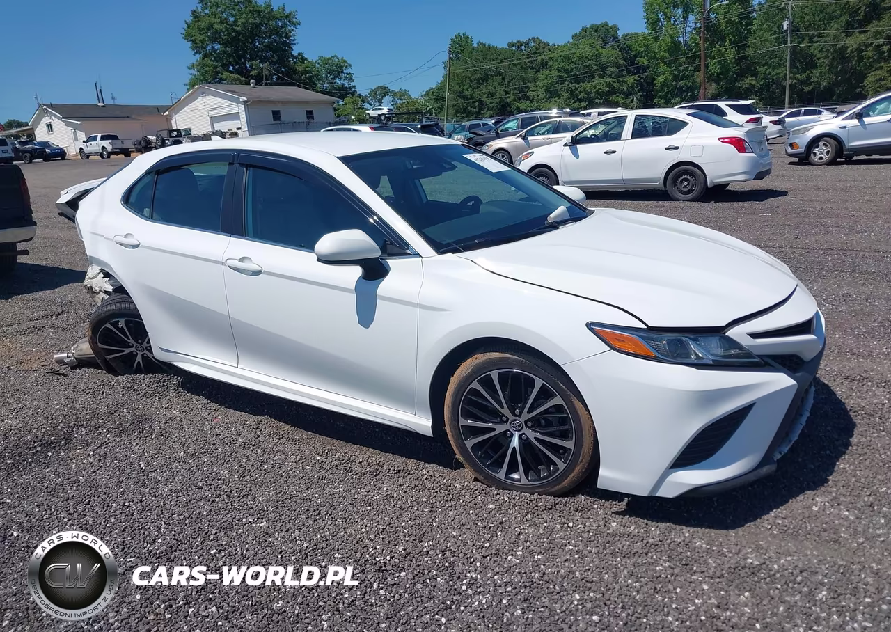 2020 Toyota Camry Se – zdjęcie 1 z 16