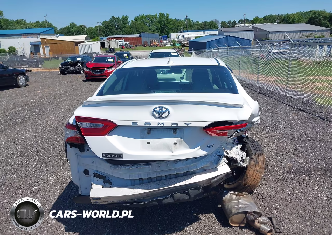 2020 Toyota Camry Se VIN:4T1G11AK6LU877893 - 16