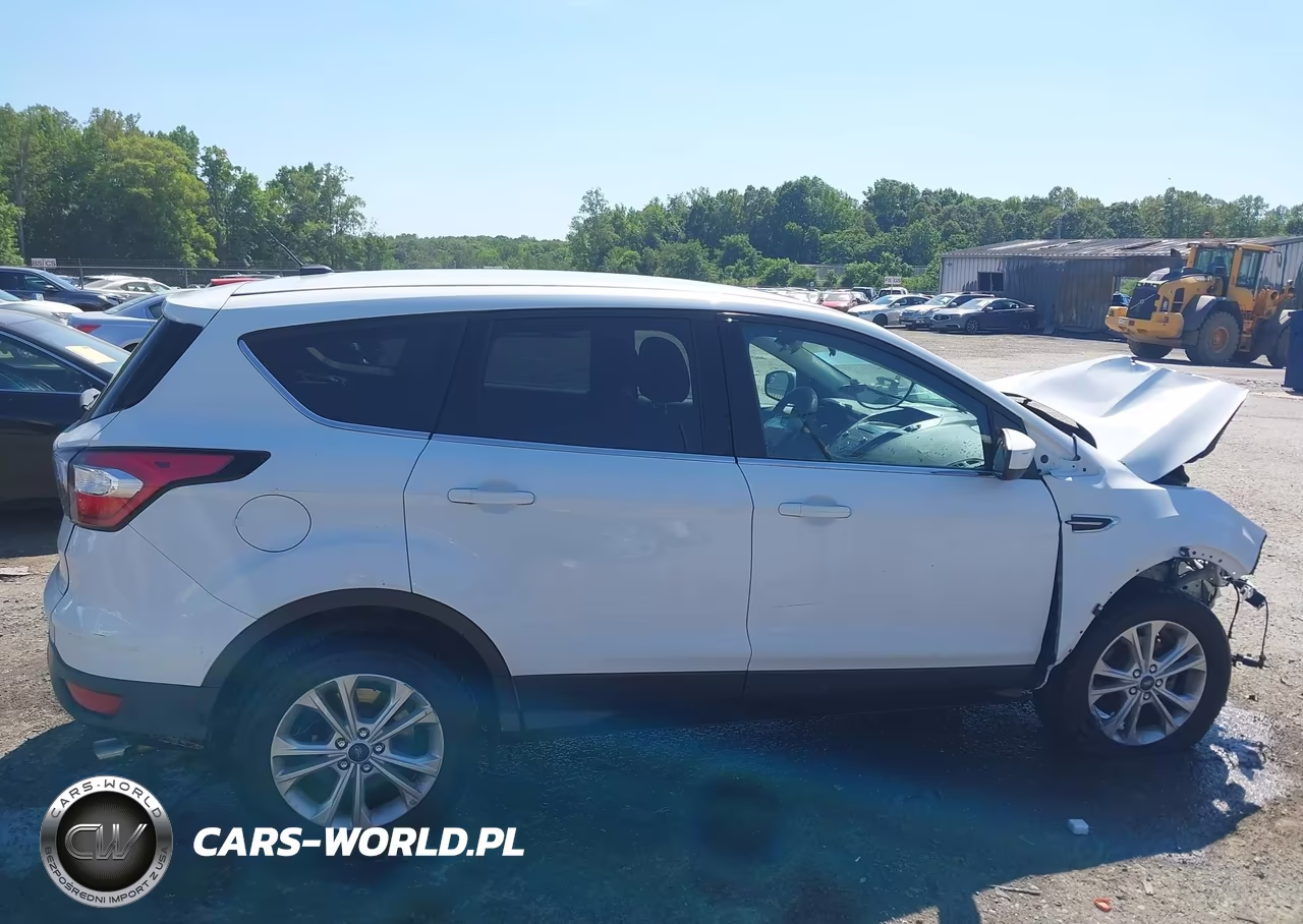 2017 Ford Escape Se VIN:1FMCU0GD2HUE40070 - 14