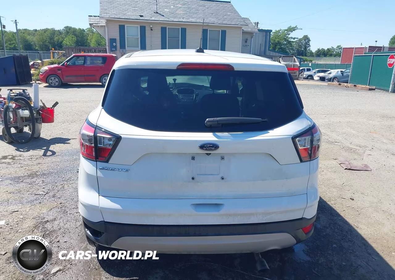 2017 Ford Escape Se VIN:1FMCU0GD2HUE40070 - 17
