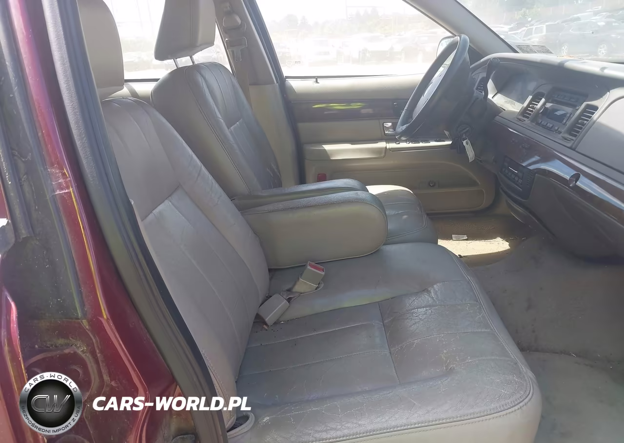 2007 Mercury Grand Marquis Ls VIN:2MEFM75V47X632621 - 5