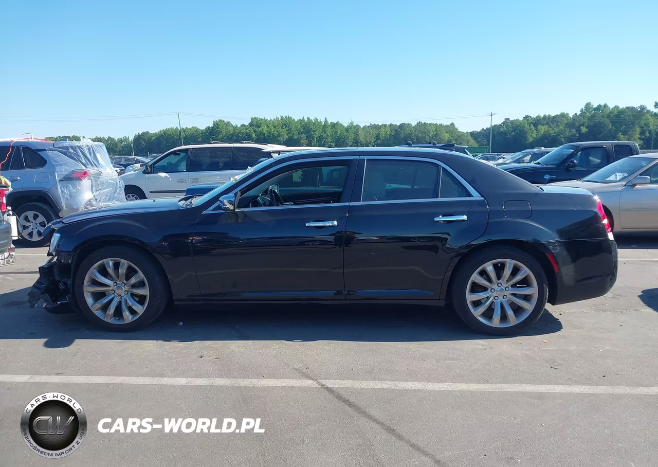 2016 Chrysler 300C VIN:2C3CCAEGXGH135786 - 15