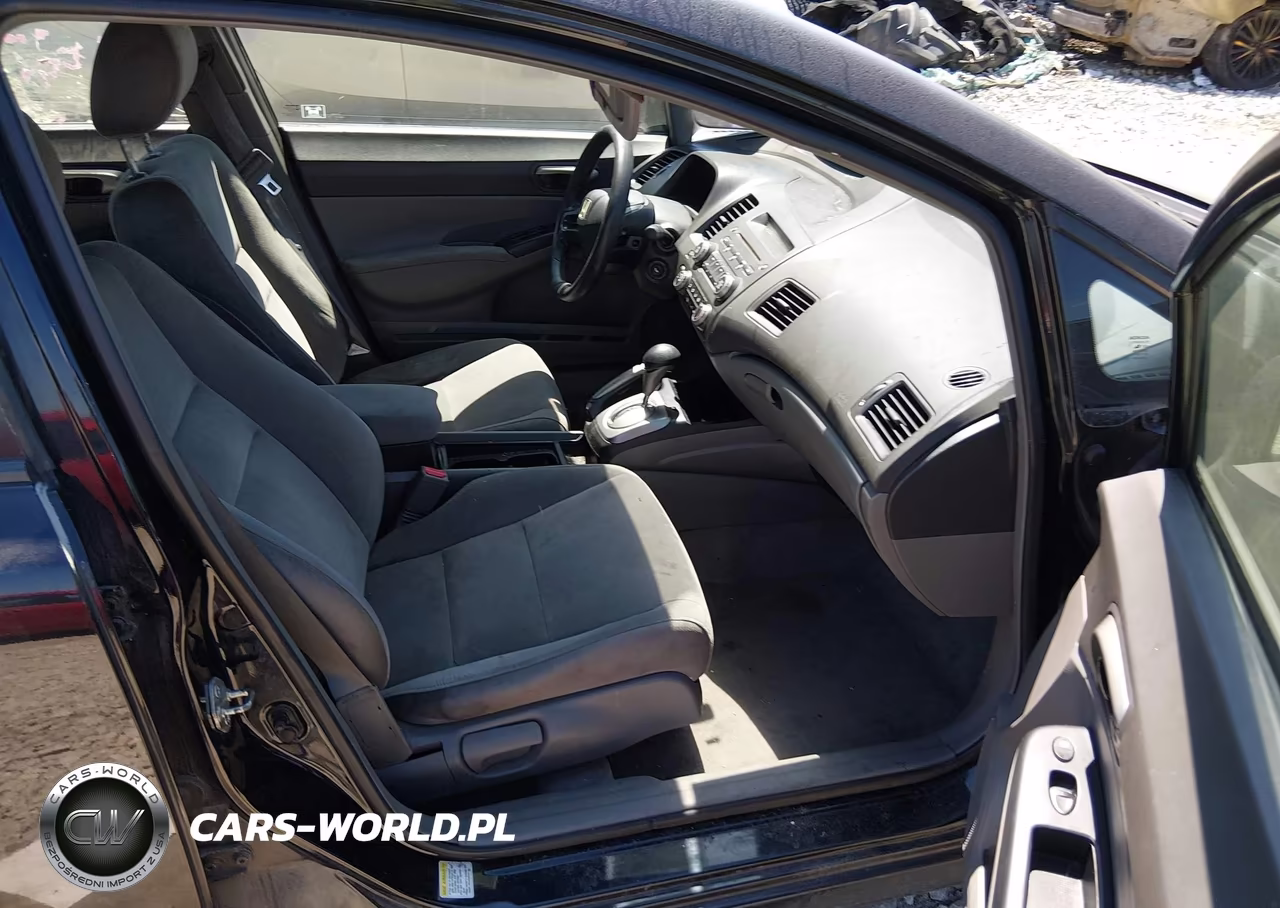 2007 Honda Civic Lx VIN:2HGFA165X7H306467 - 5