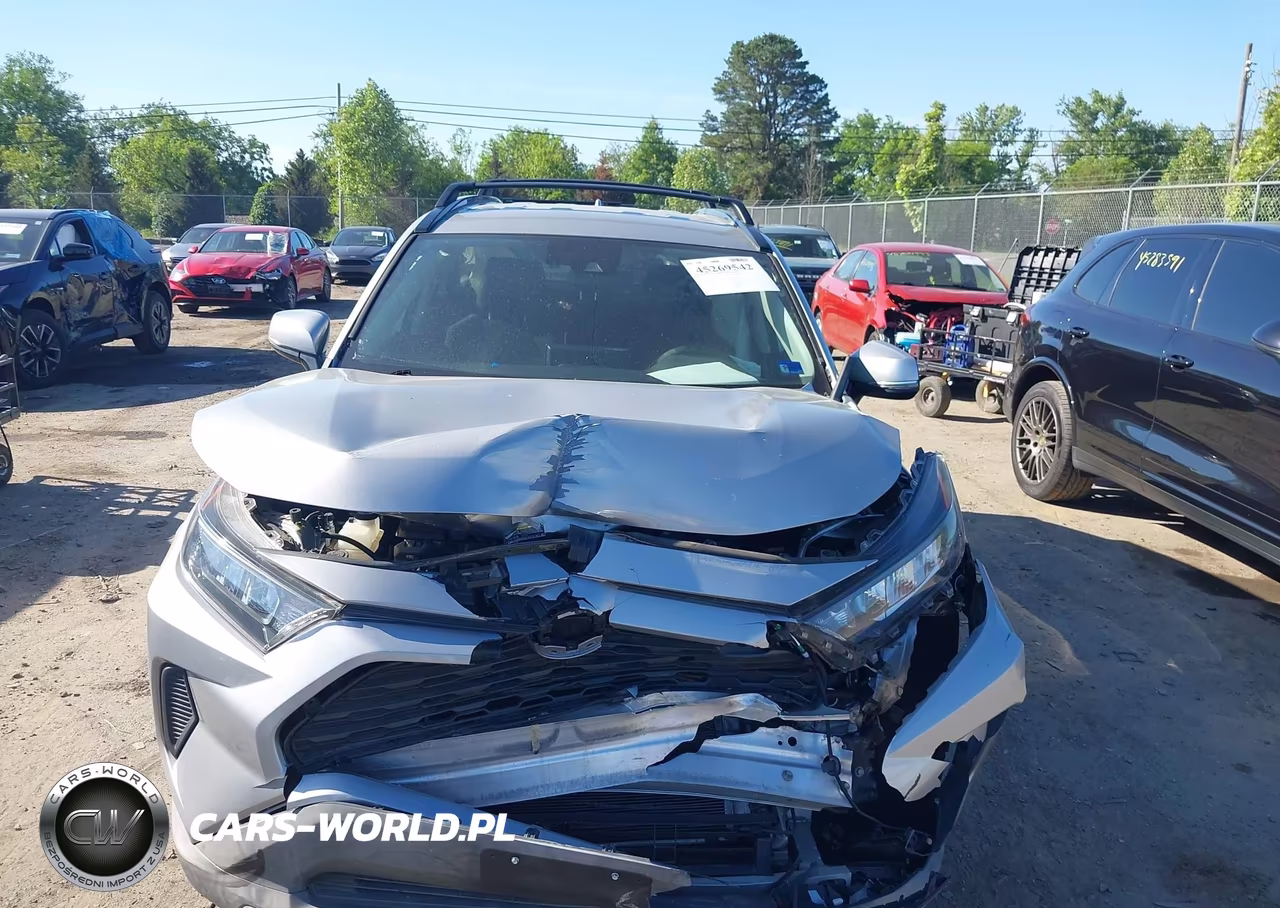 2019 Toyota Rav4 Hybrid Le VIN:2T3MWRFV1KW019162 - 12