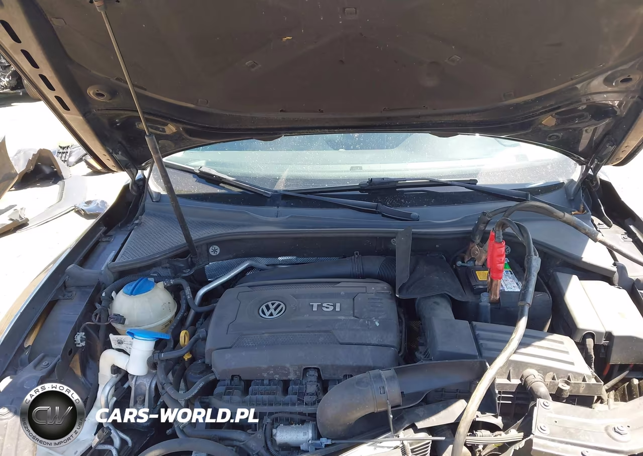2015 Volkswagen Passat 1.8T Wolfsburg Edition VIN:1VWAT7A32FC019845 - 10