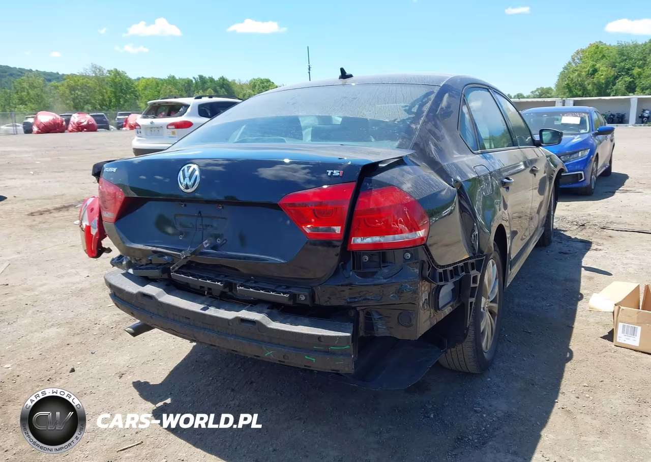 2015 Volkswagen Passat 1.8T Wolfsburg Edition VIN:1VWAT7A32FC019845 - 19