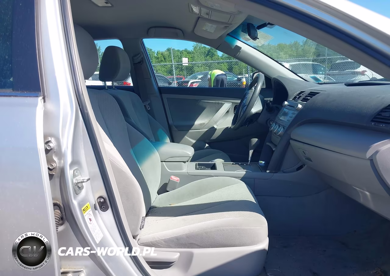2009 Toyota Camry Le VIN:4T1BE46K49U410523 - 5