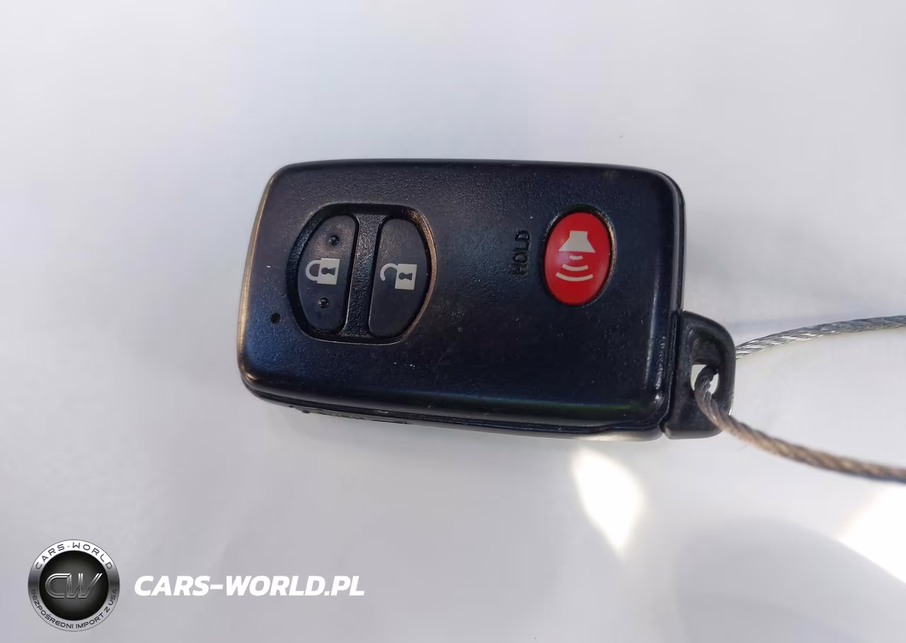 2012 Toyota Prius Three VIN:JTDKN3DU2C5464939 - 11