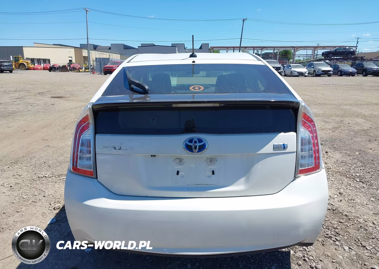 2012 Toyota Prius Three VIN:JTDKN3DU2C5464939 - 16