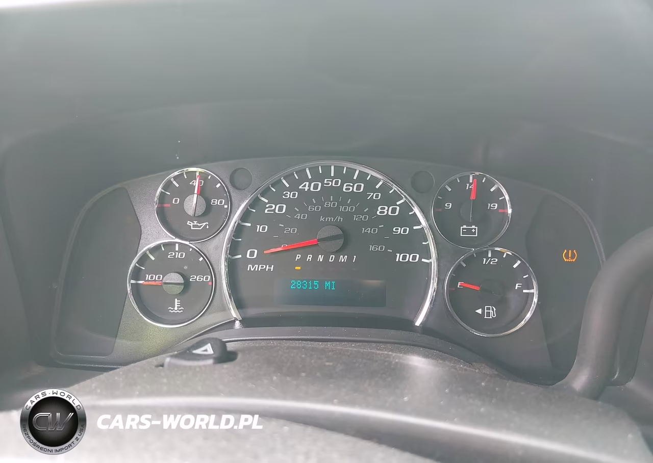 2018 Chevrolet Express 2500 Work Van VIN:1GCWGAFG1J1277168 - 7