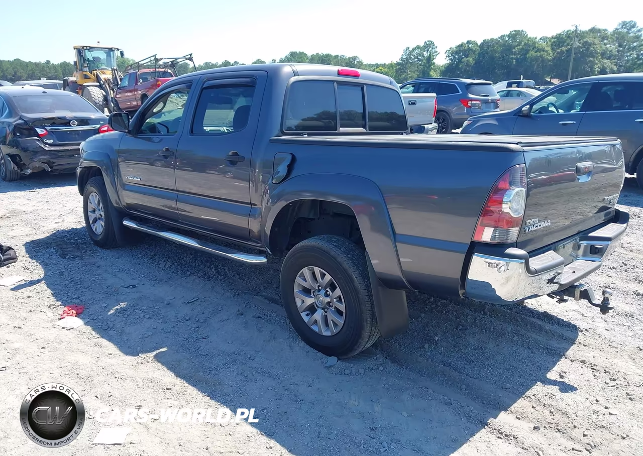2013 Toyota Tacoma Prerunner VIN:5TFJX4GN0DX015636 - 3