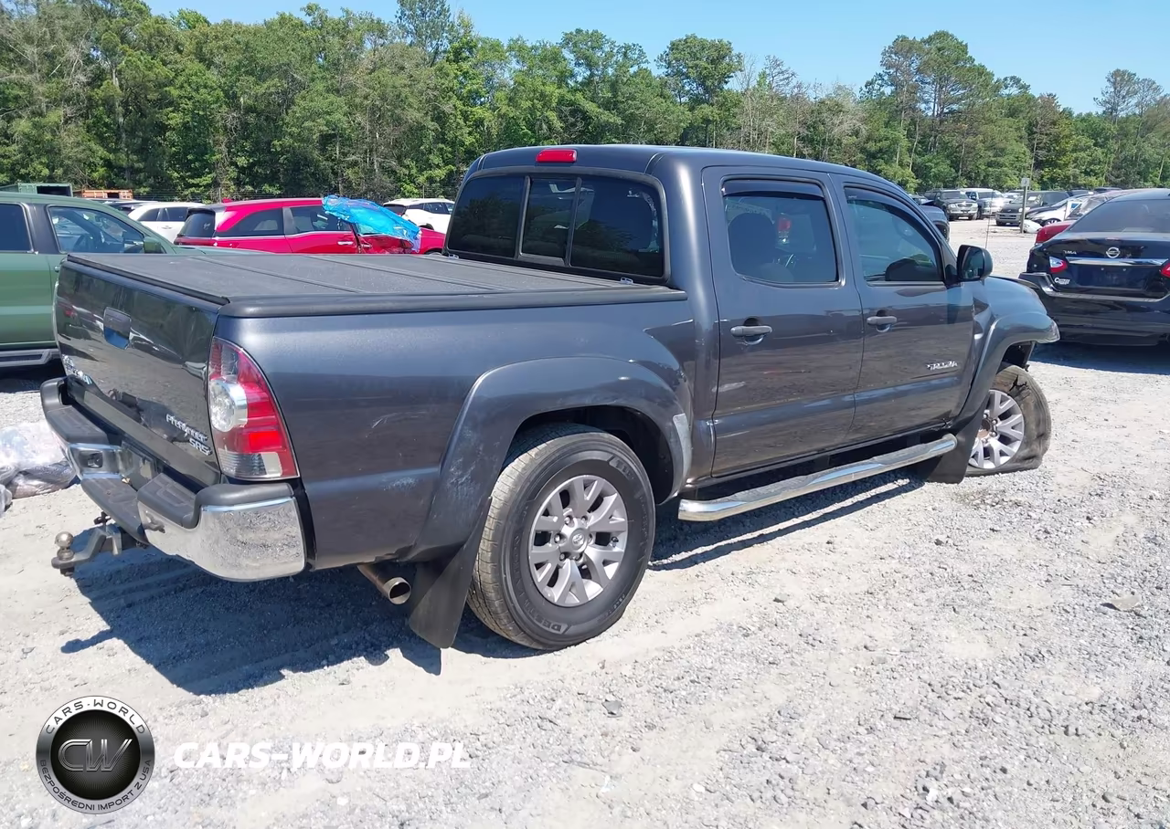 2013 Toyota Tacoma Prerunner VIN:5TFJX4GN0DX015636 - 4