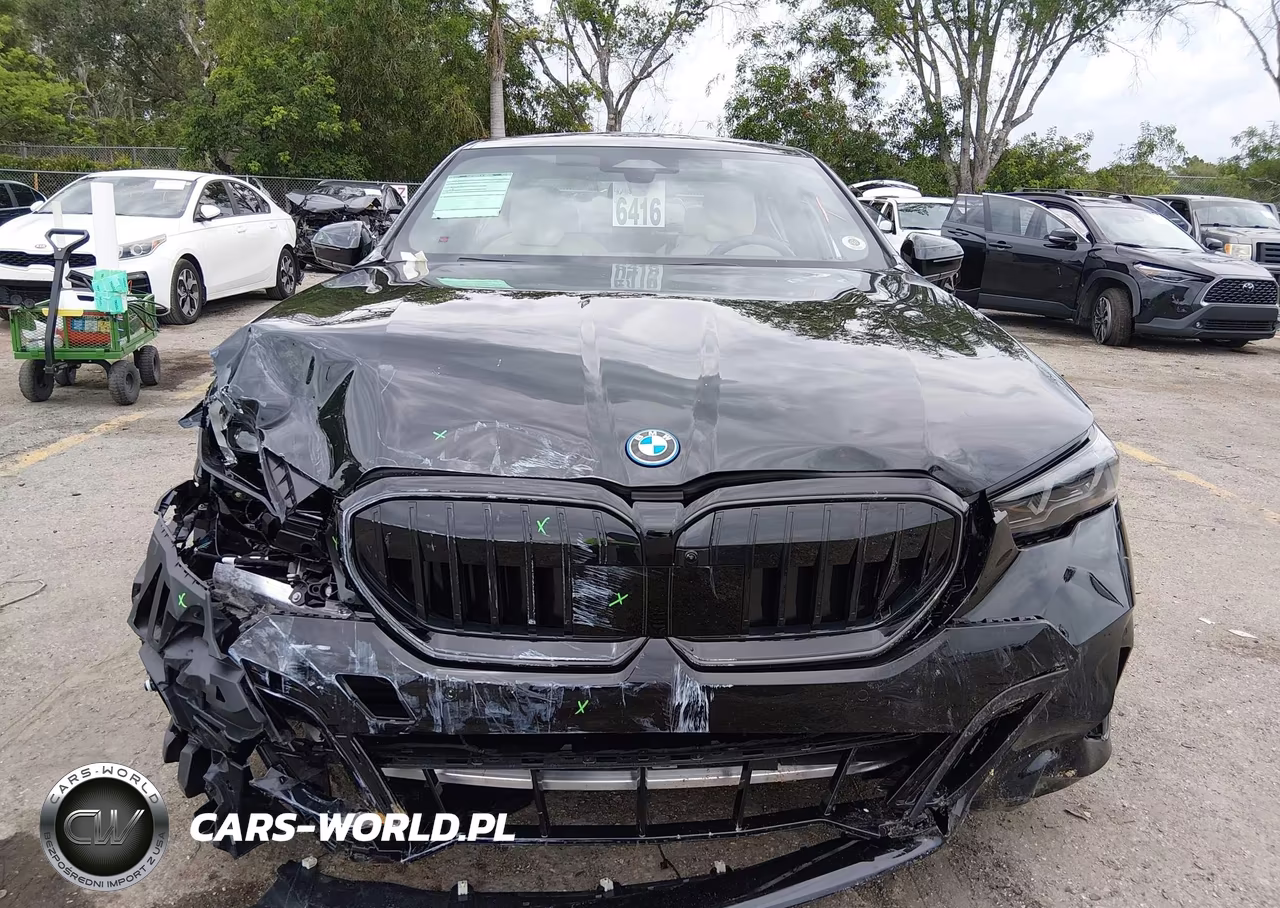 2026 BMW 550E xDrive VIN:WBA13FK07TCX10136 - 13