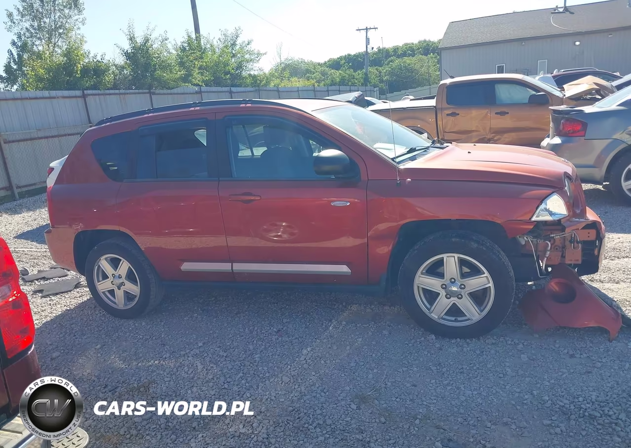 2010 Jeep Compass Latitude VIN:1J4NT1FA5AD625498 - 14