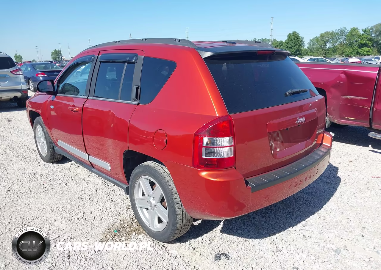 2010 Jeep Compass Latitude VIN:1J4NT1FA5AD625498 - 3