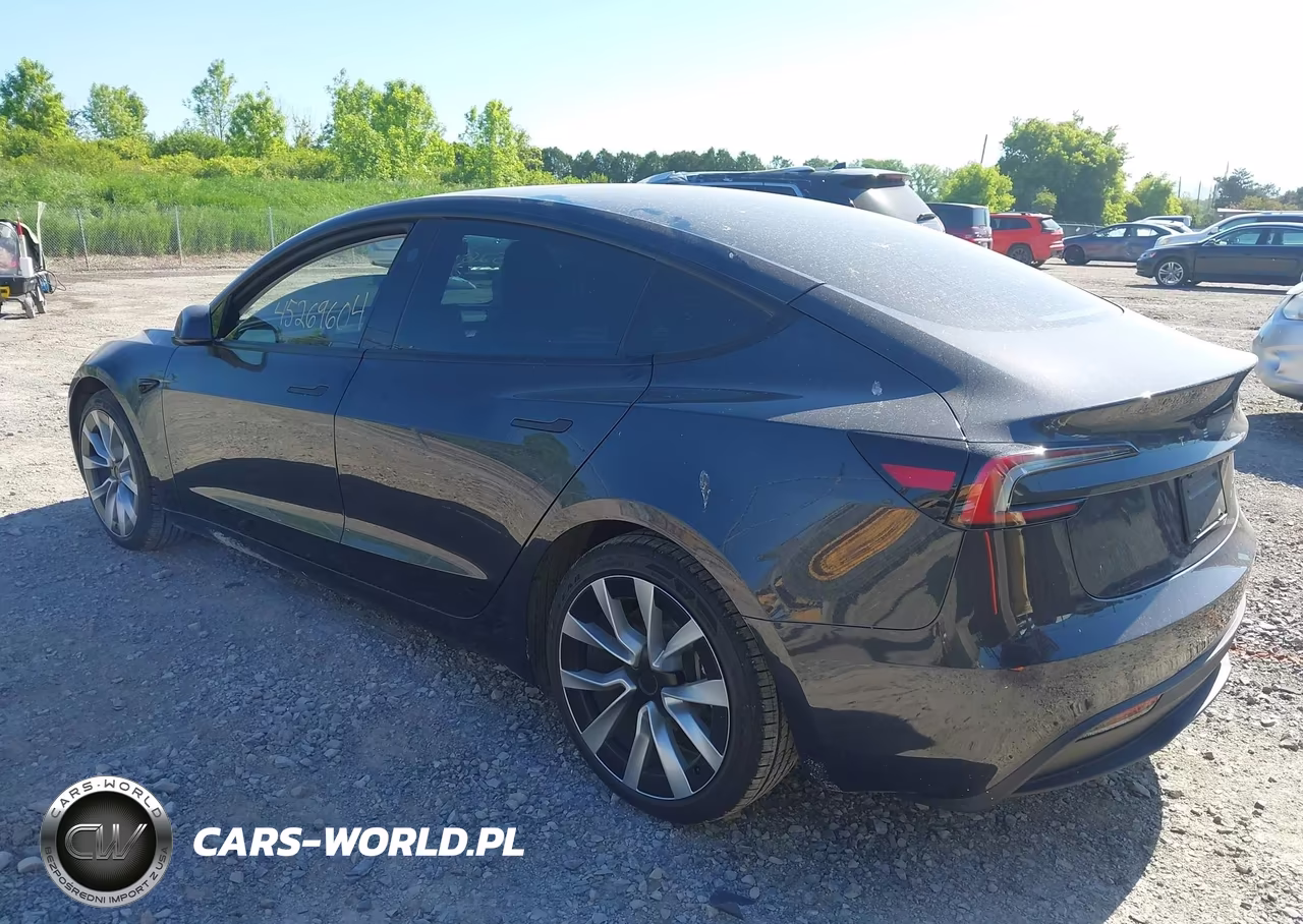 2025 Tesla Model 3 Long Range All-Wheel Drive VIN:5YJ3E1EB5SF064926 - 3