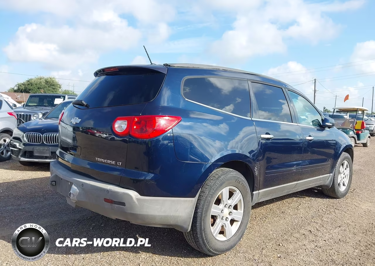 2010 Chevrolet Traverse Lt VIN:1GNLRFED4AJ207866 - 4