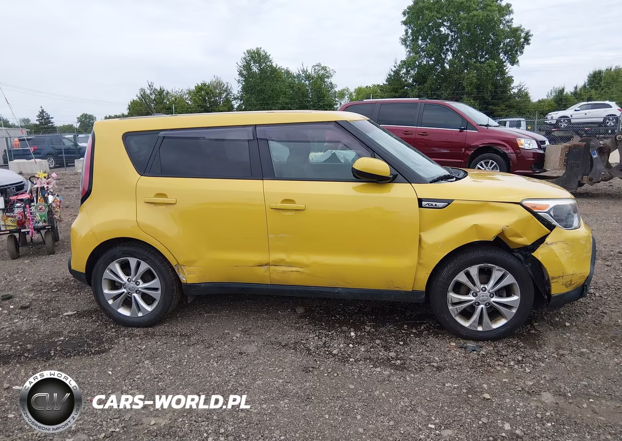 2015 Kia Soul + VIN:KNDJP3A55F7163643 - 13