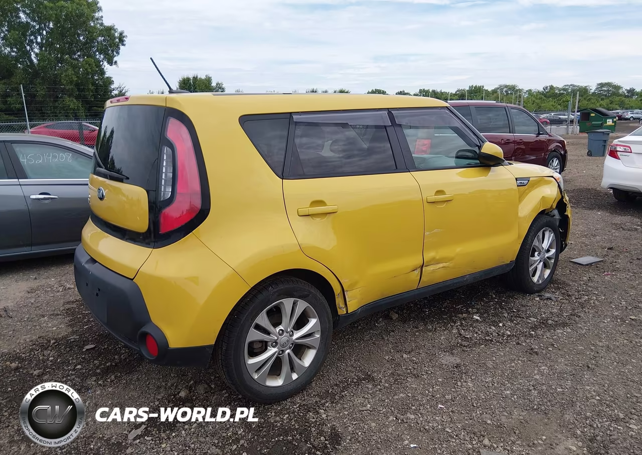 2015 Kia Soul + VIN:KNDJP3A55F7163643 - 4