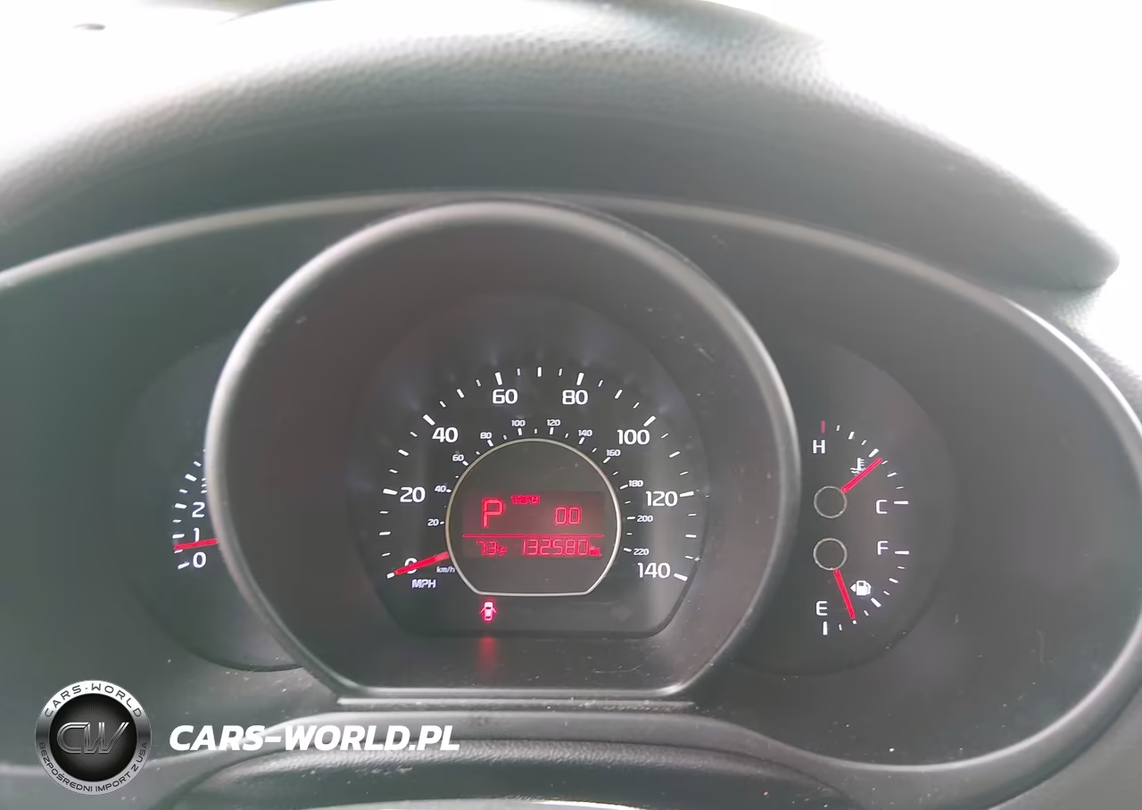 2015 Kia Soul + VIN:KNDJP3A55F7163643 - 7