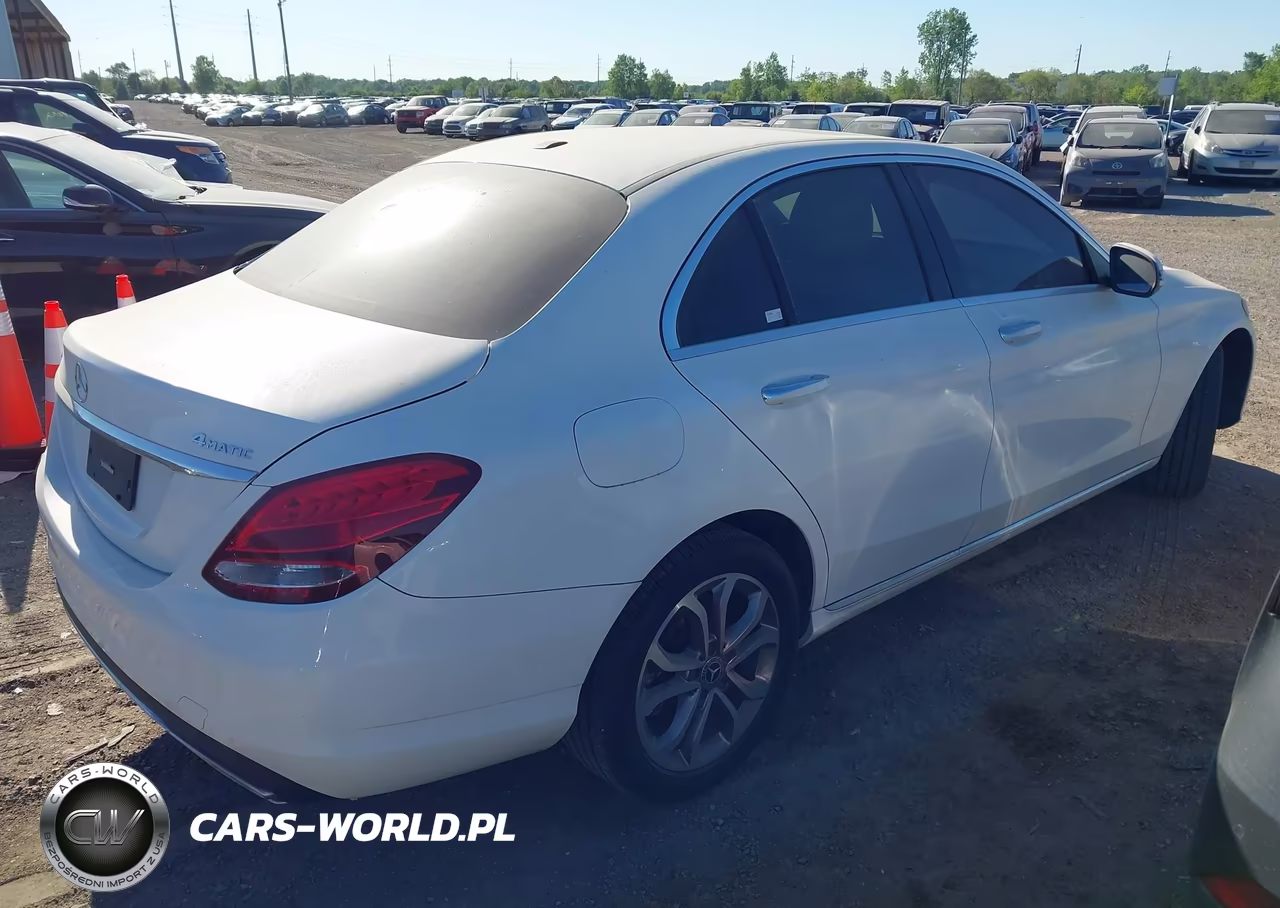 2018 Mercedes-Benz C 300 4Matic VIN:55SWF4KB6JU242940 - 4