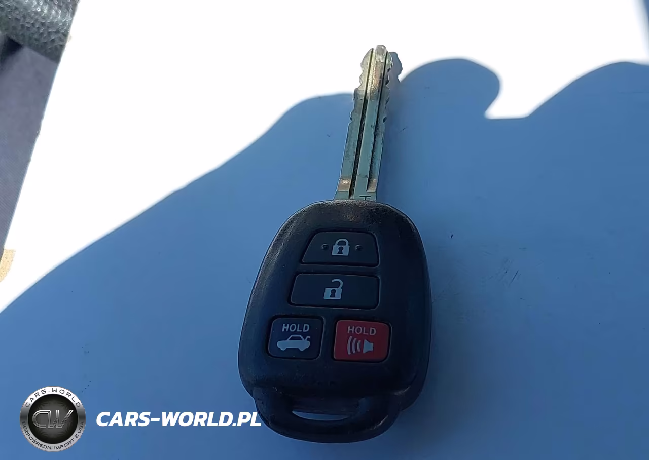 2016 Toyota Corolla Le VIN:2T1BURHE4GC693480 - 11