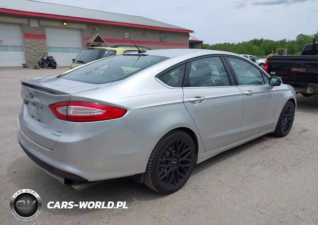 2015 Ford Fusion Se VIN:3FA6P0HD4FR187965 - 4