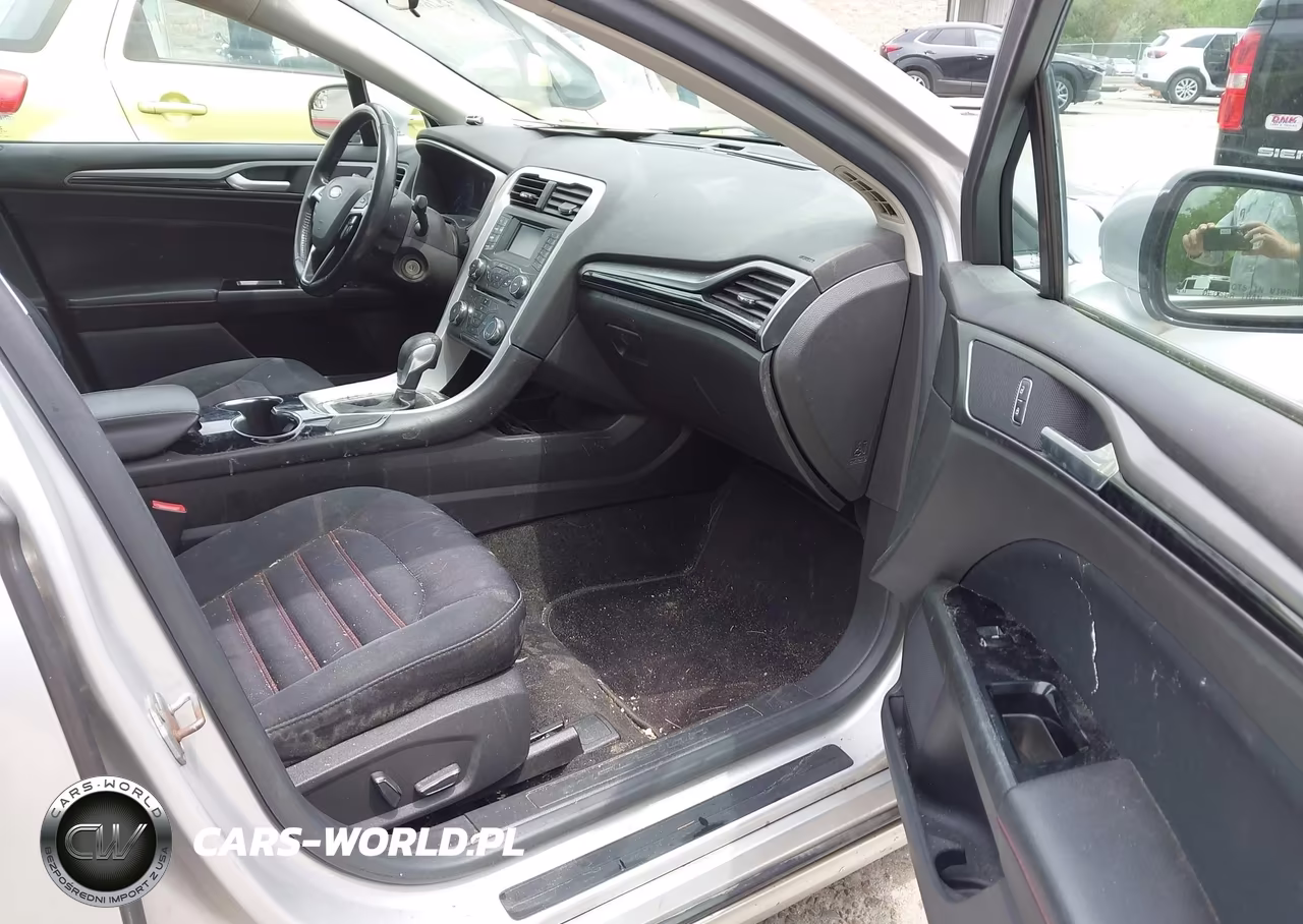 2015 Ford Fusion Se VIN:3FA6P0HD4FR187965 - 5