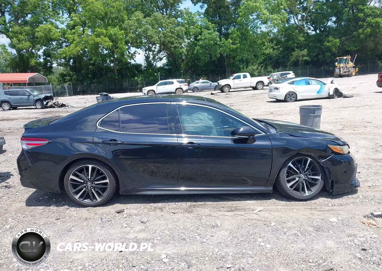 2019 Toyota Camry Xse VIN:4T1B61HK6KU827656 - 13