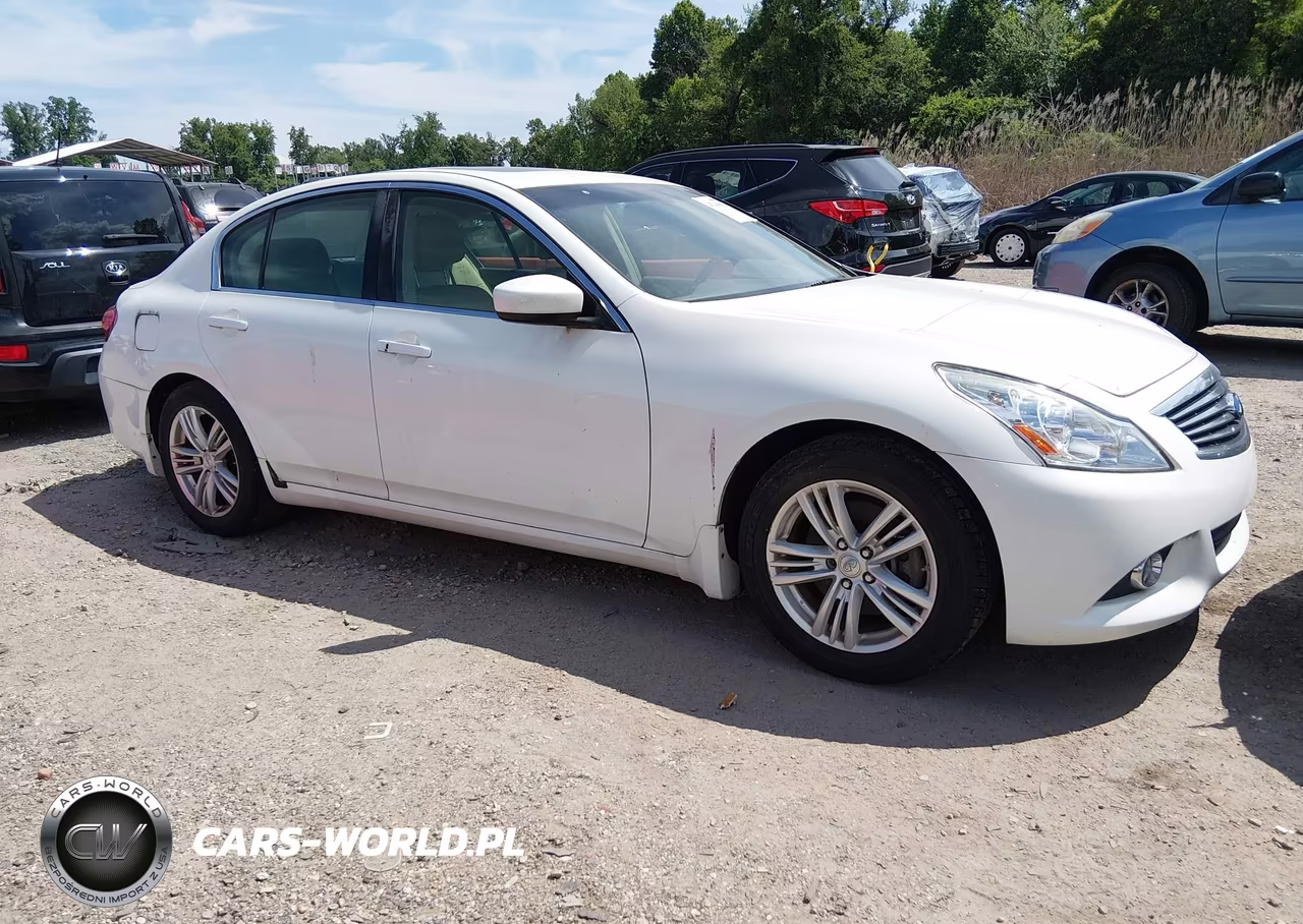 2011 Infiniti G37 Journey – zdjęcie 1 z 13