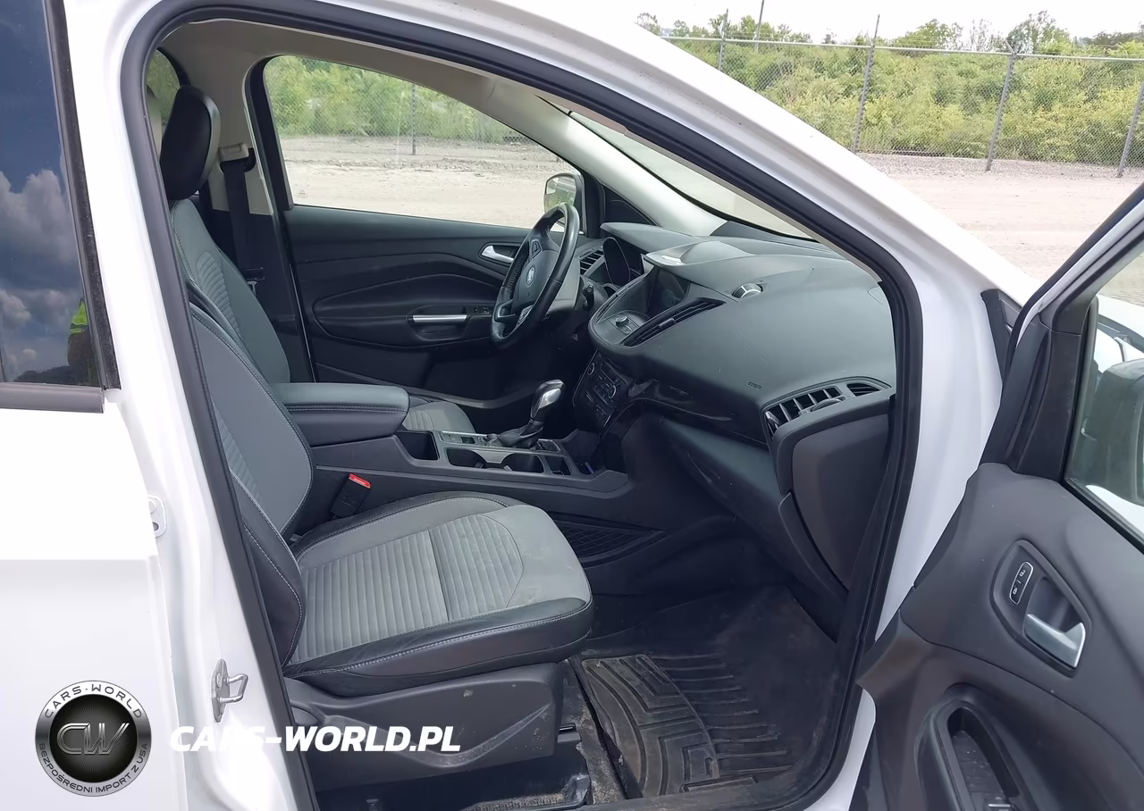 2019 Ford Escape Se VIN:1FMCU9GD4KUB51882 - 5