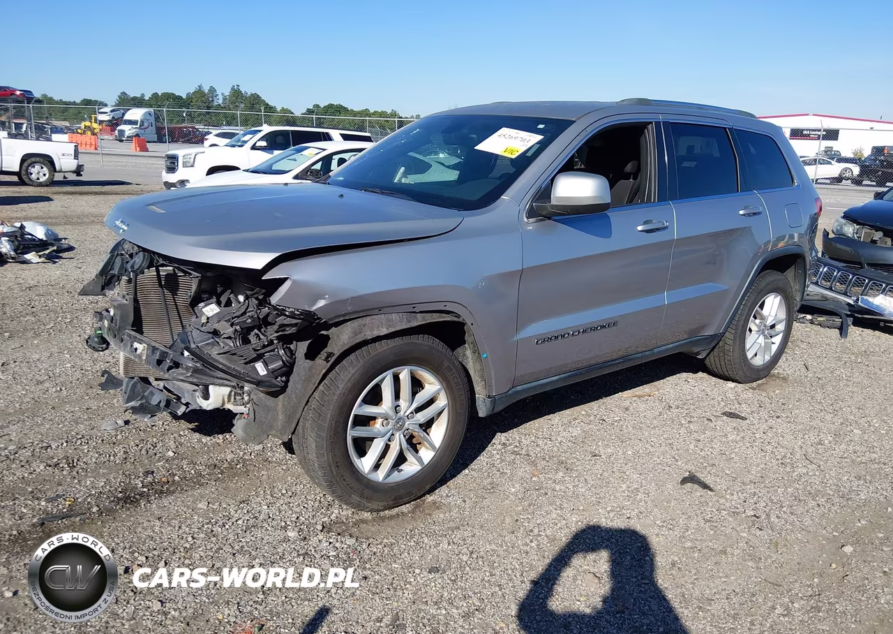 2018 Jeep Grand Cherokee Laredo E 4X2 VIN:1C4RJEAG6JC246810 - 2