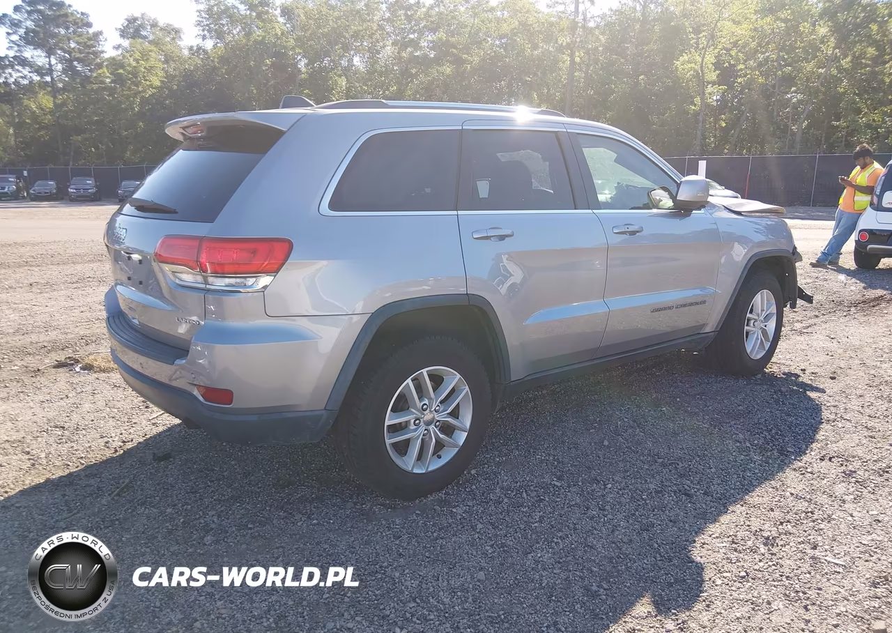 2018 Jeep Grand Cherokee Laredo E 4X2 VIN:1C4RJEAG6JC246810 - 4