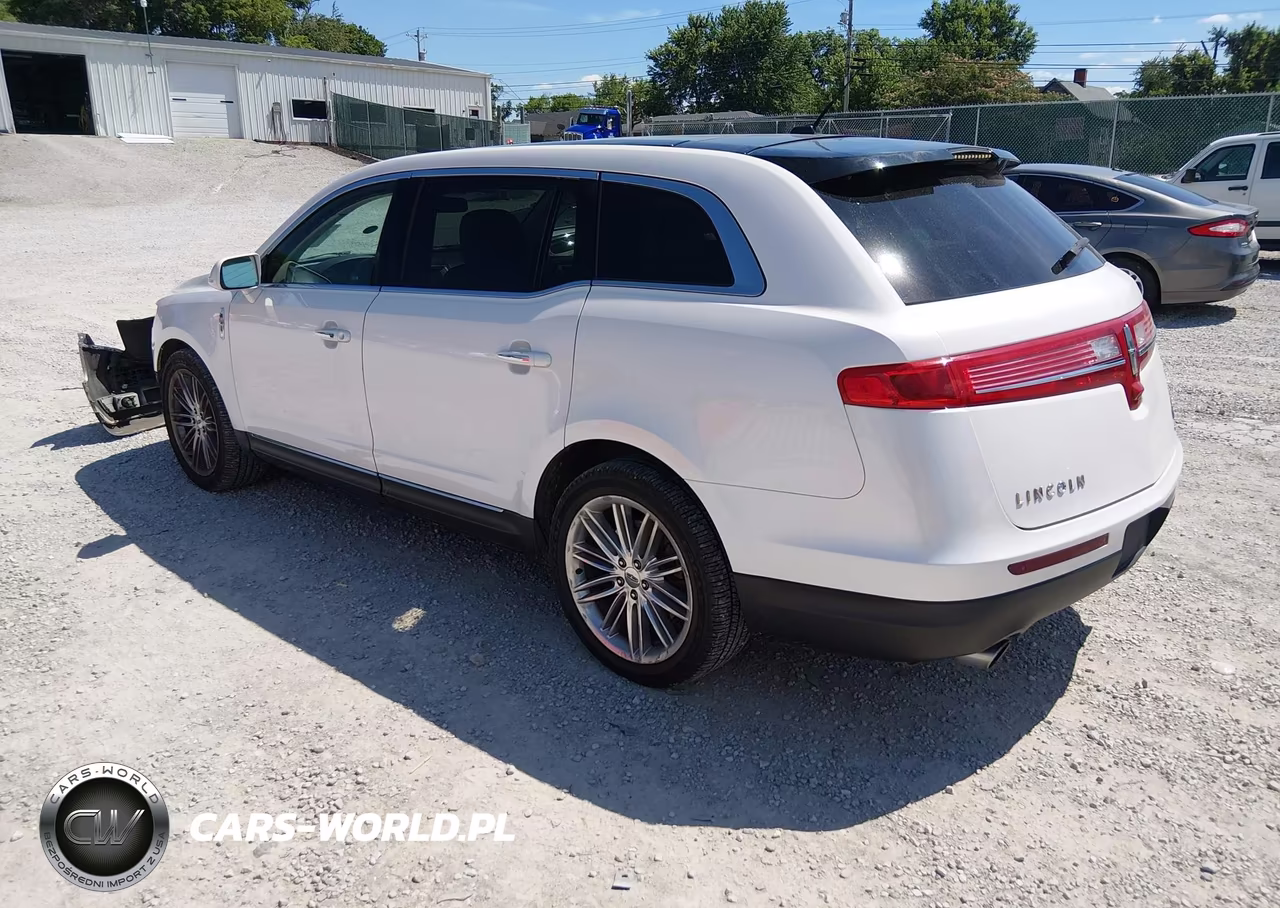 2016 Lincoln Mkt Ecoboost VIN:2LMHJ5AT2GBL01335 - 3
