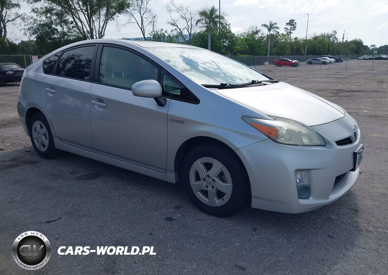 2011 Toyota Prius Two – zdjęcie 1 z 16
