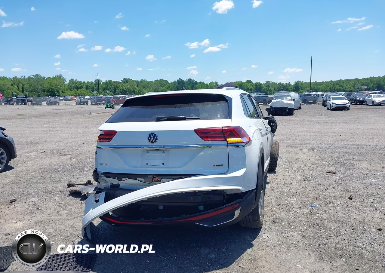 2020 Volkswagen Atlas Cross Sport 3.6L V6 Se W-Technology-3.6L V6 Se W-Technology R-Line VIN:1V26E2CA4LC211778 - 17