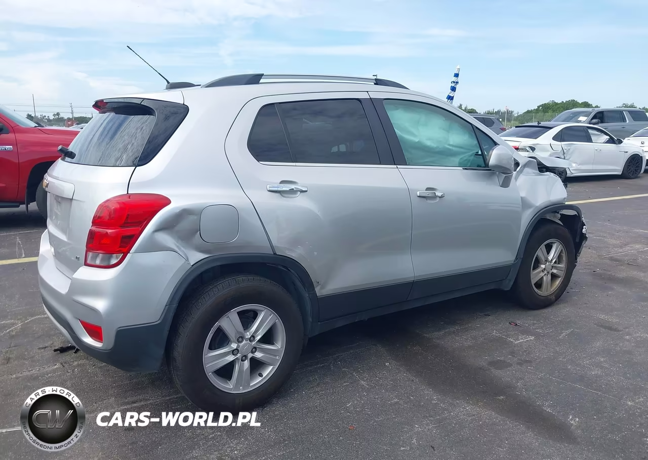 2018 Chevrolet Trax Lt VIN:3GNCJLSB8JL197070 - 4