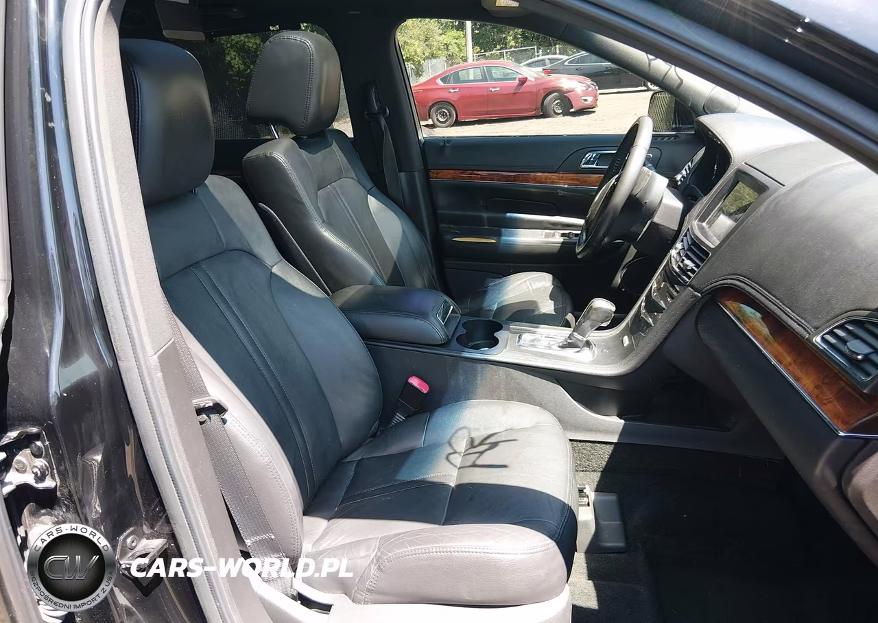 2017 Lincoln Mkt Livery VIN:2LMHJ5NK5HBL01476 - 5