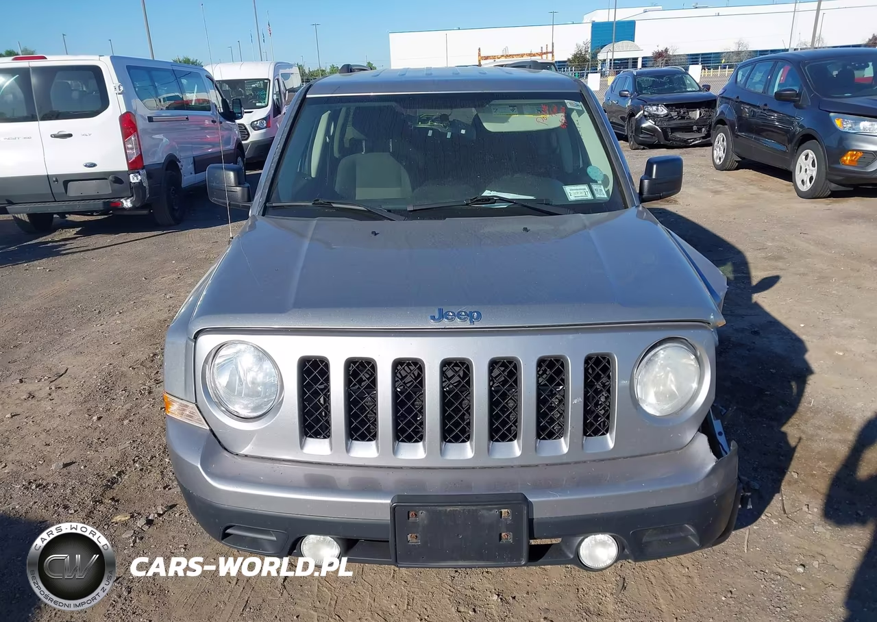 2015 Jeep Patriot Latitude VIN:1C4NJPFB3FD139125 - 12
