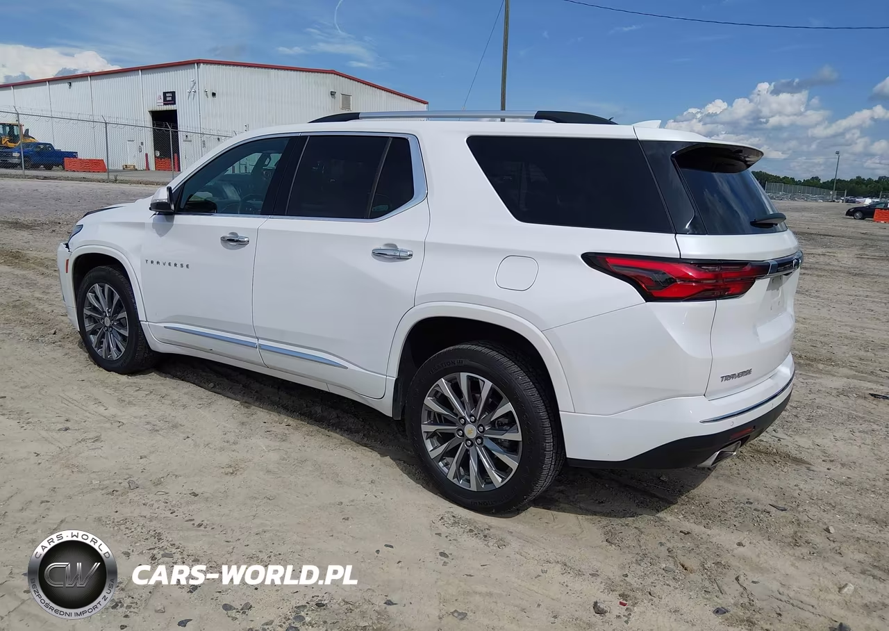 2023 Chevrolet Traverse Fwd Premier VIN:1GNERKKW3PJ295678 - 3