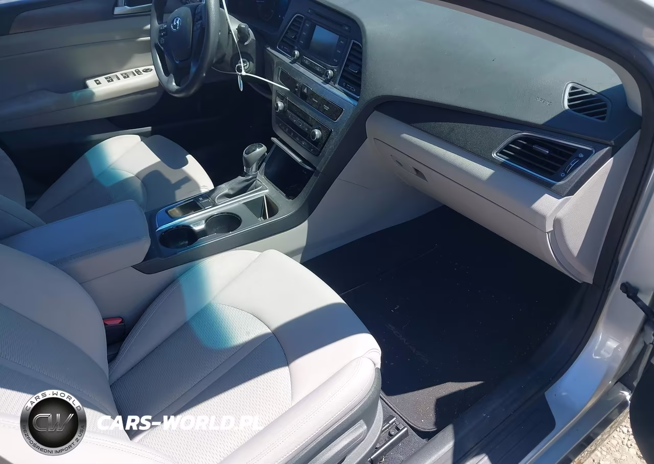 2015 Hyundai Sonata Sport VIN:5NPE34AF6FH032759 - 5