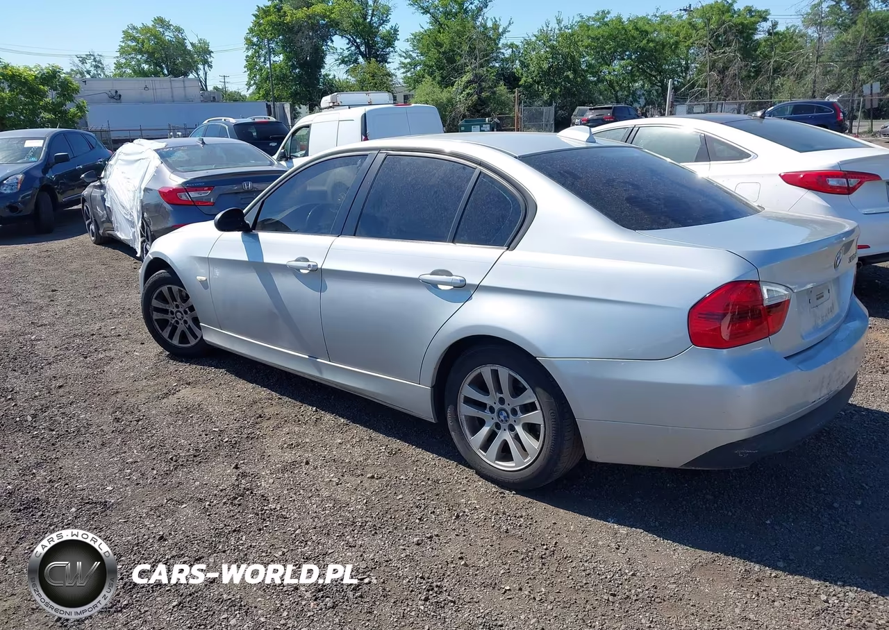 2007 BMW 328Xi VIN:WBAVC73507KP35862 - 3