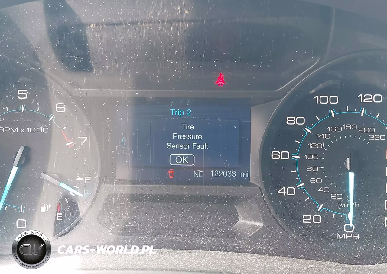 2015 Ford Explorer VIN:1FM5K8B89FGB06329 - 7
