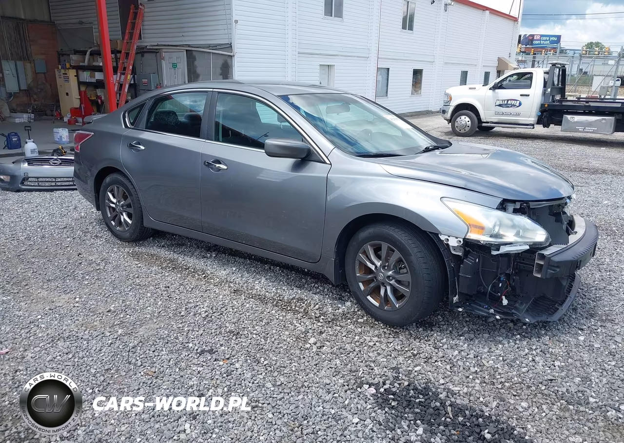 2015 Nissan Altima 2.5 S – zdjęcie 1 z 17