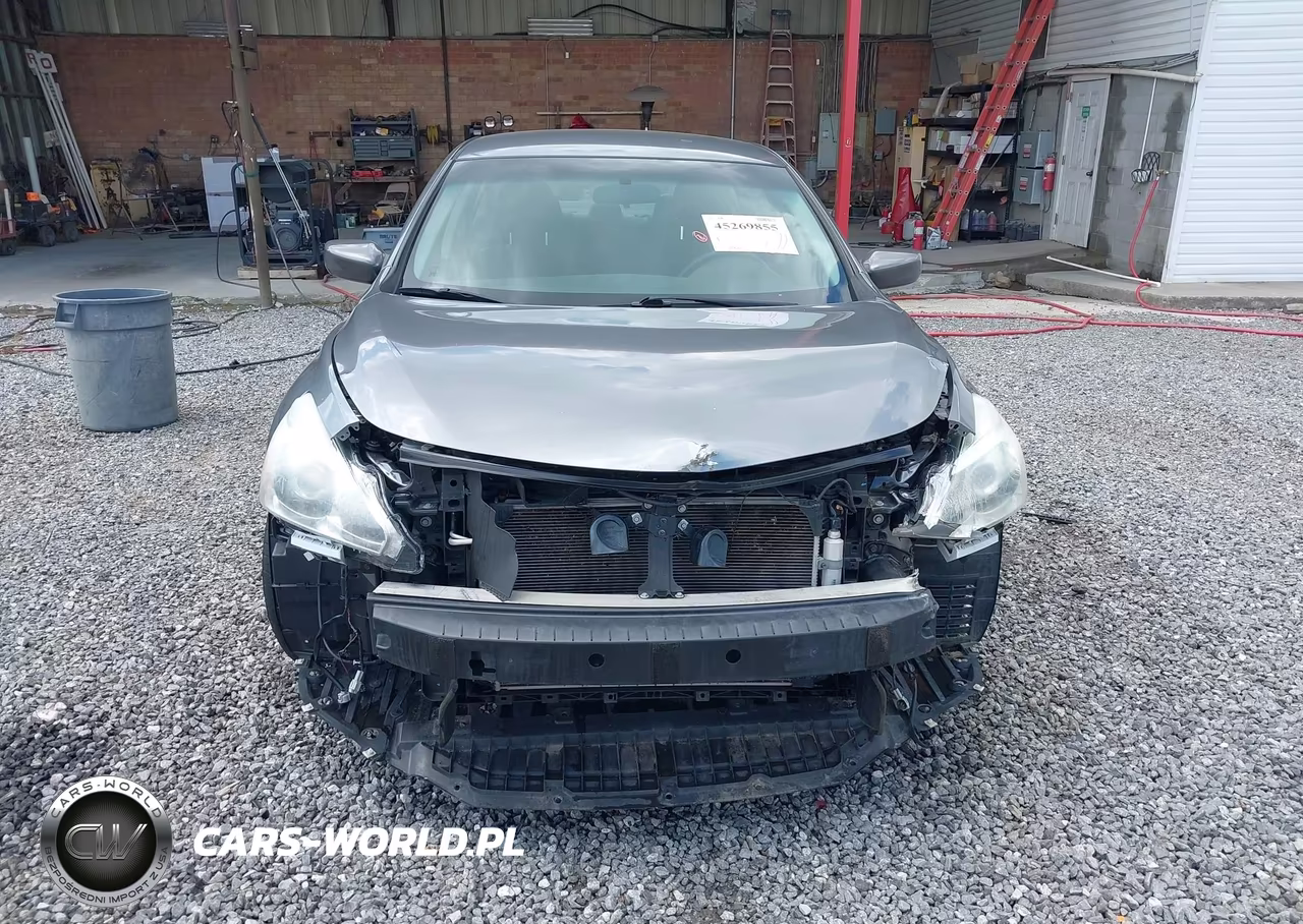 2015 Nissan Altima 2.5 S VIN:1N4AL3AP9FC567202 - 13