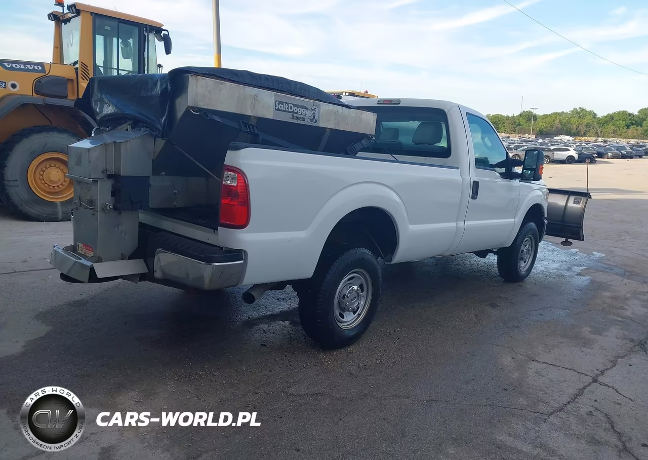 2016 Ford F-250 Xl VIN:1FTBF2B68GED02833 - 4